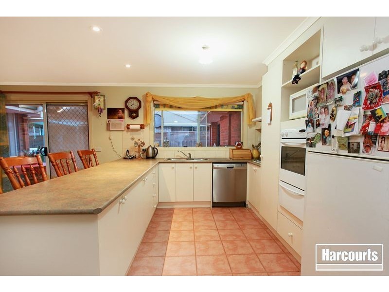 15 Mahogany Court, Pakenham VIC 3810