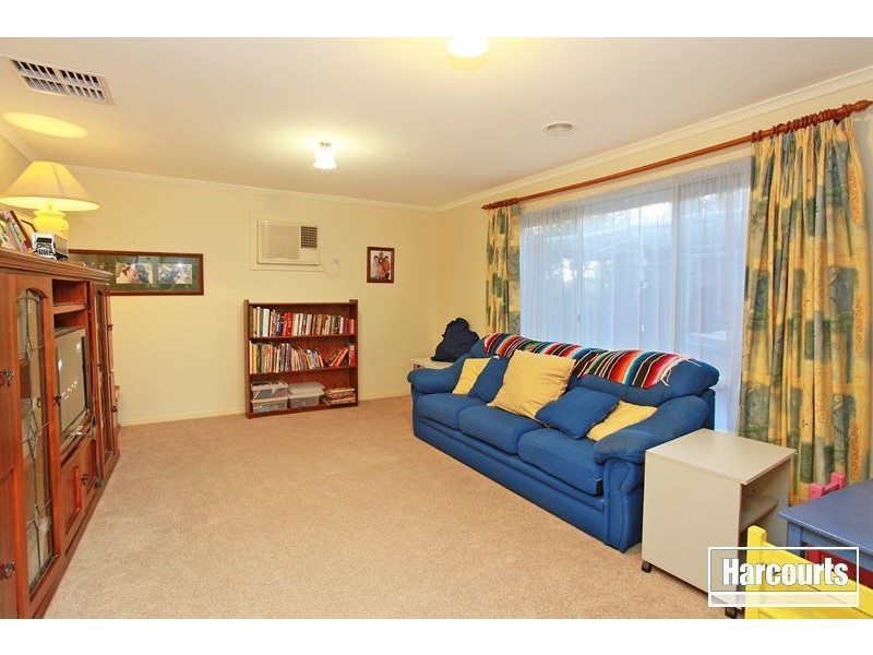 15 Mahogany Court, Pakenham VIC 3810