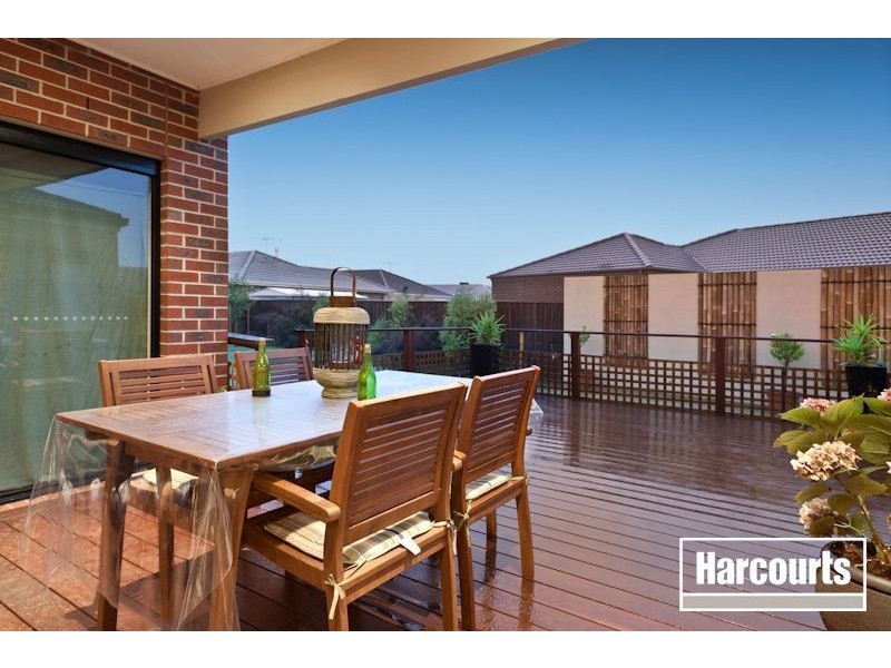 48 Banjo Paterson Drive, Pakenham VIC 3810