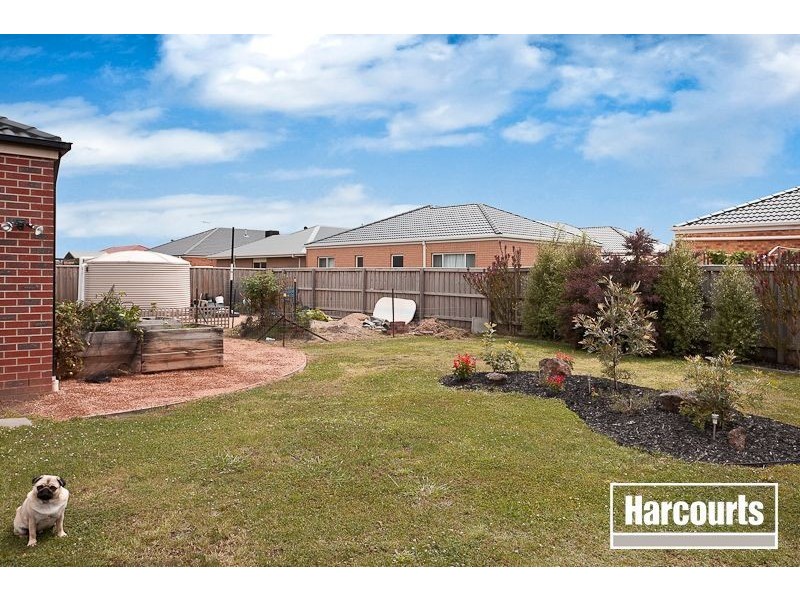 48 Banjo Paterson Drive, Pakenham VIC 3810