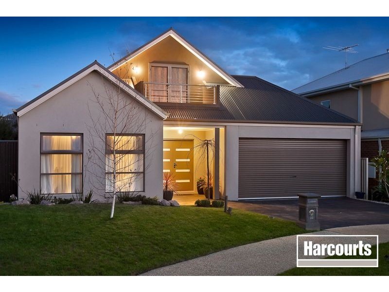 29 Macquarie Circuit, Pakenham VIC 3810