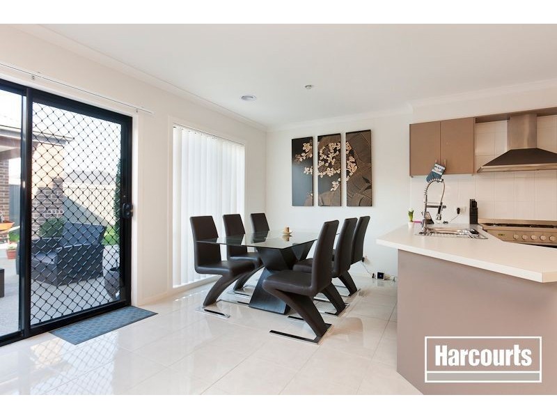 9 Hunter Lane, Pakenham VIC 3810