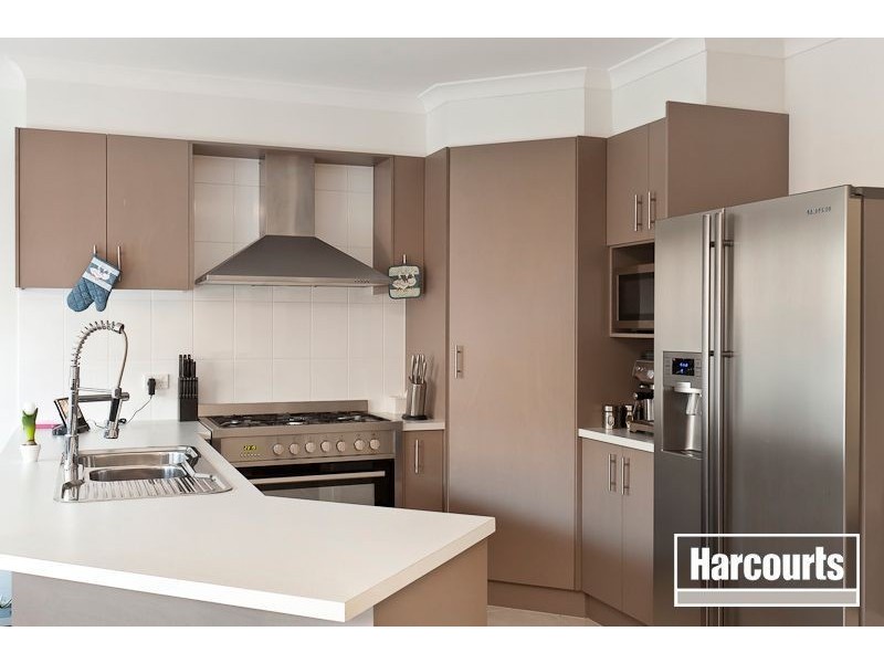 9 Hunter Lane, Pakenham VIC 3810