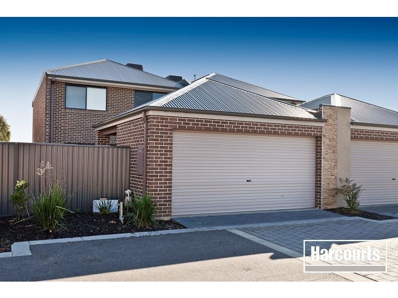 9 Hunter Lane, Pakenham VIC 3810