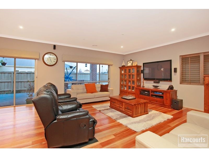 35 Mackellar Street, Pakenham VIC 3810