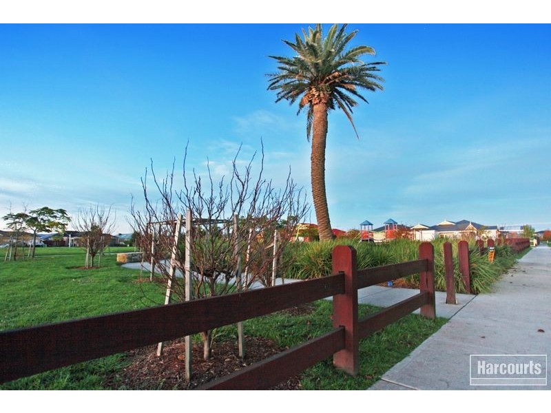 35 Mackellar Street, Pakenham VIC 3810