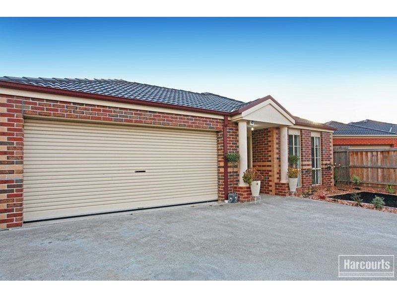 24 Camelia Way, Pakenham VIC 3810