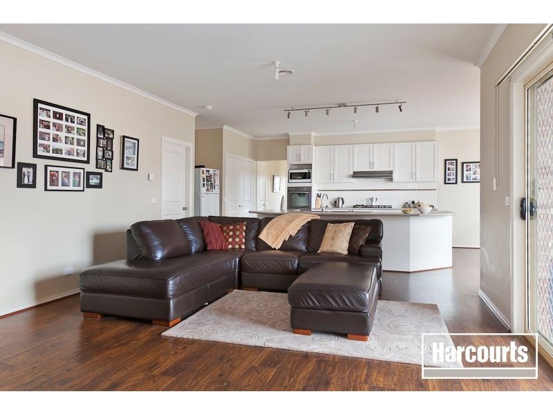 2 Karawun Walk, Pakenham VIC 3810