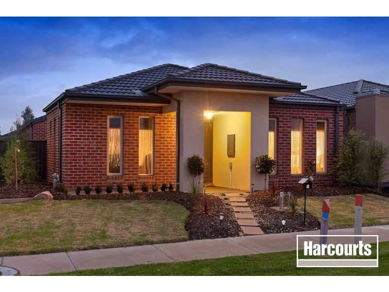 1 Prosperity Avenue, Cranbourne North VIC 3977