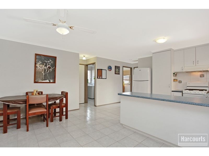 40 Thomas Place, Pakenham VIC 3810