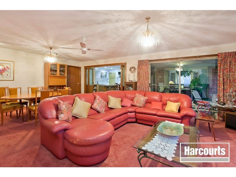 31 Highland Drive, Pakenham VIC 3810