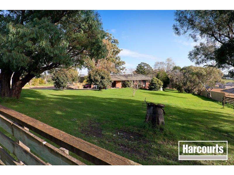 165 Pakenham Road, Pakenham VIC 3810