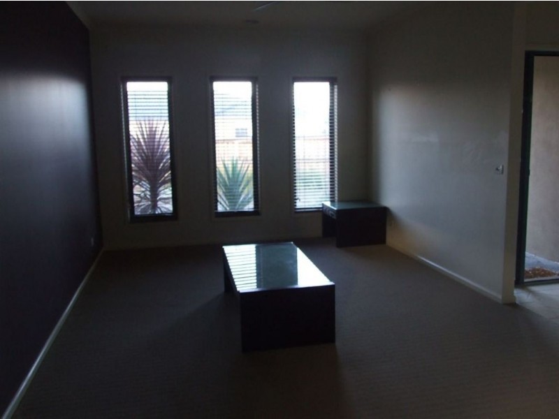 11 Mikasa Place, Pakenham VIC 3810