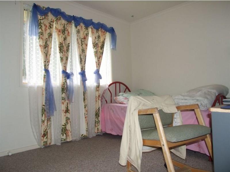 63 Eagle Drive, Pakenham VIC 3810