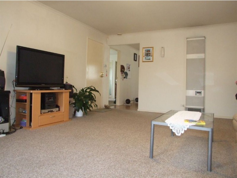 63 Eagle Drive, Pakenham VIC 3810