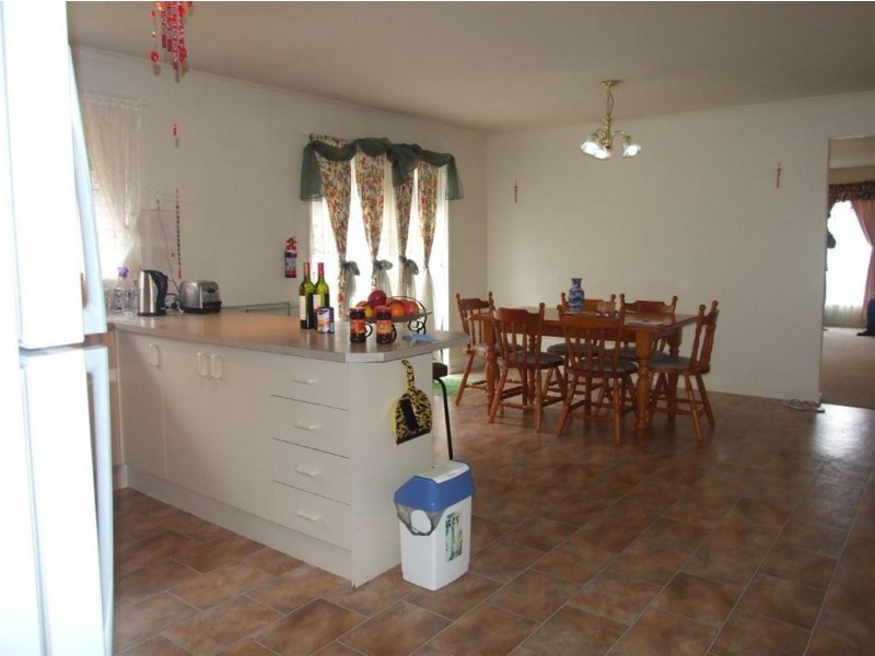 63 Eagle Drive, Pakenham VIC 3810