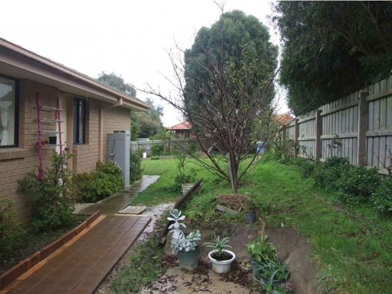 63 Eagle Drive, Pakenham VIC 3810