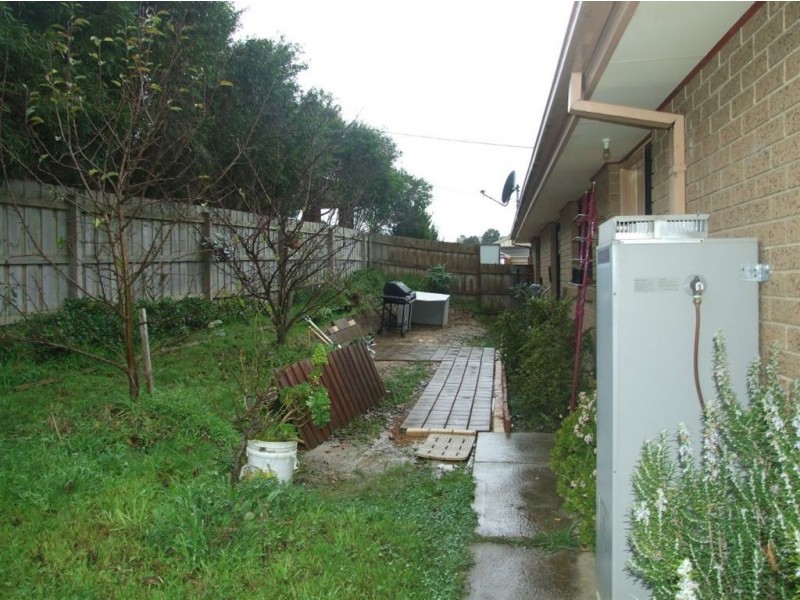 63 Eagle Drive, Pakenham VIC 3810