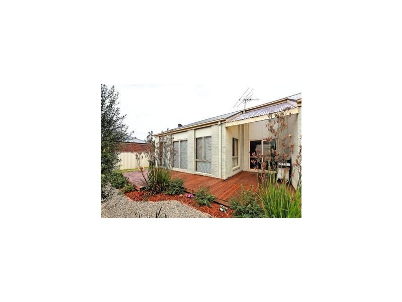 20 Hartland Cct, Pakenham VIC 3810