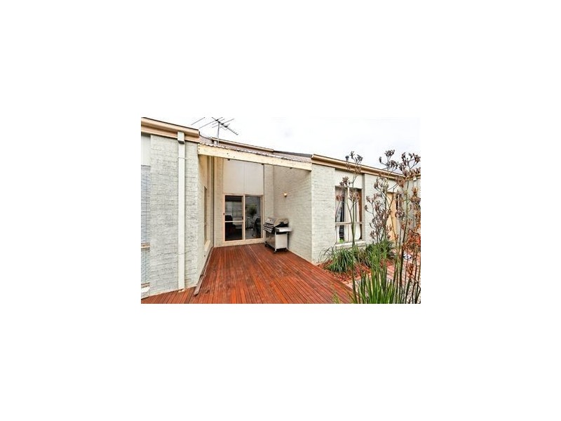 20 Hartland Cct, Pakenham VIC 3810