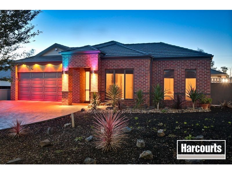 12 Macquarie Circuit, Pakenham VIC 3810