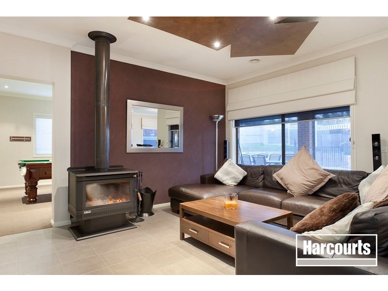 12 Macquarie Circuit, Pakenham VIC 3810