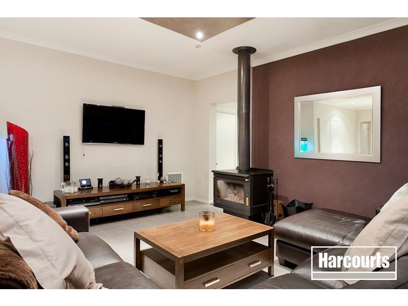 12 Macquarie Circuit, Pakenham VIC 3810