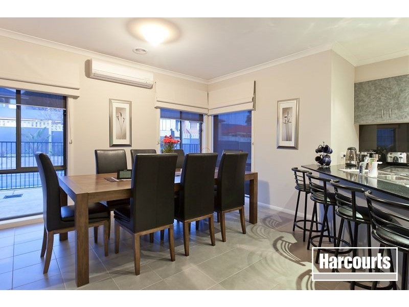 12 Macquarie Circuit, Pakenham VIC 3810