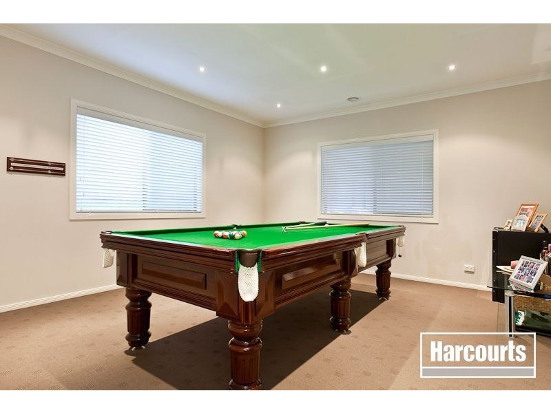 12 Macquarie Circuit, Pakenham VIC 3810