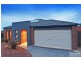 40 Caspian Chase, Pakenham VIC 3810
