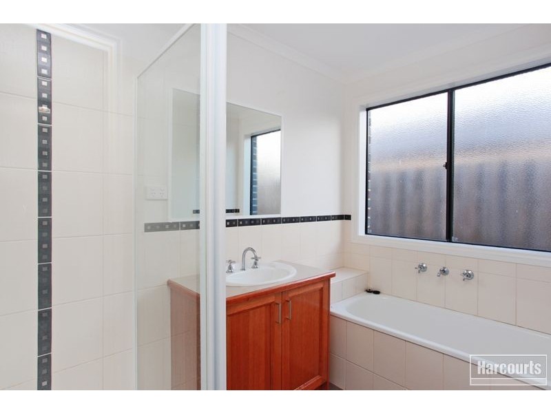 22 Grand Central Boulevard, Pakenham VIC 3810