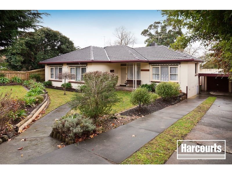 34 Ahern Road, Pakenham VIC 3810