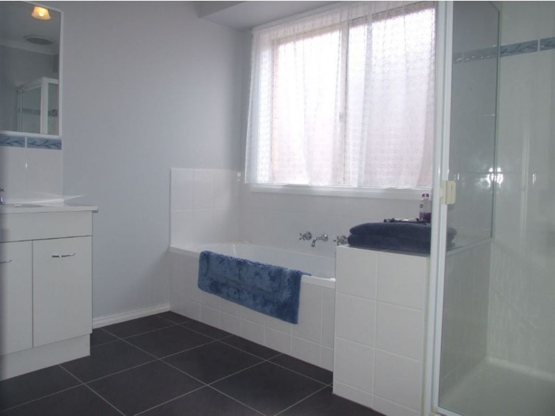 54 Webster Way, Pakenham VIC 3810