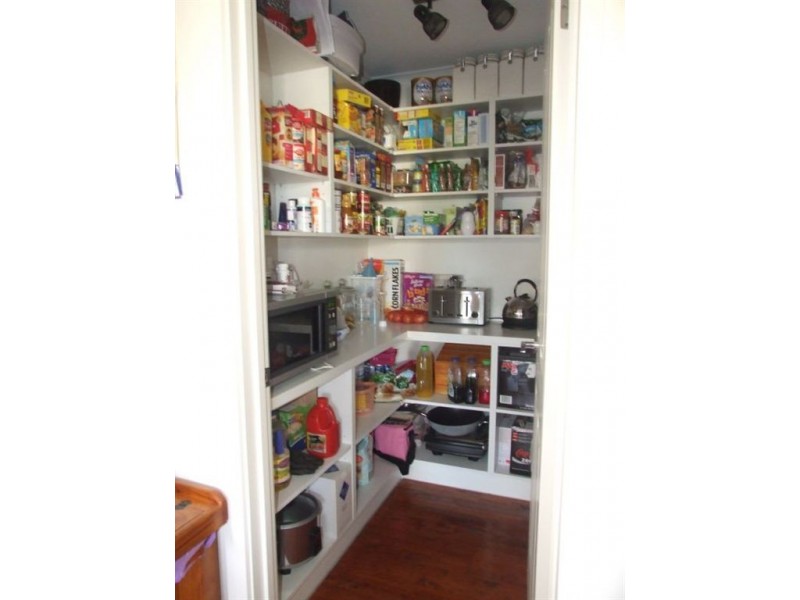 10 Dundee Court, Pakenham VIC 3810