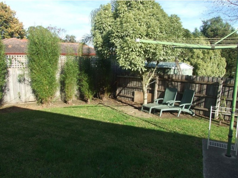 10 Dundee Court, Pakenham VIC 3810