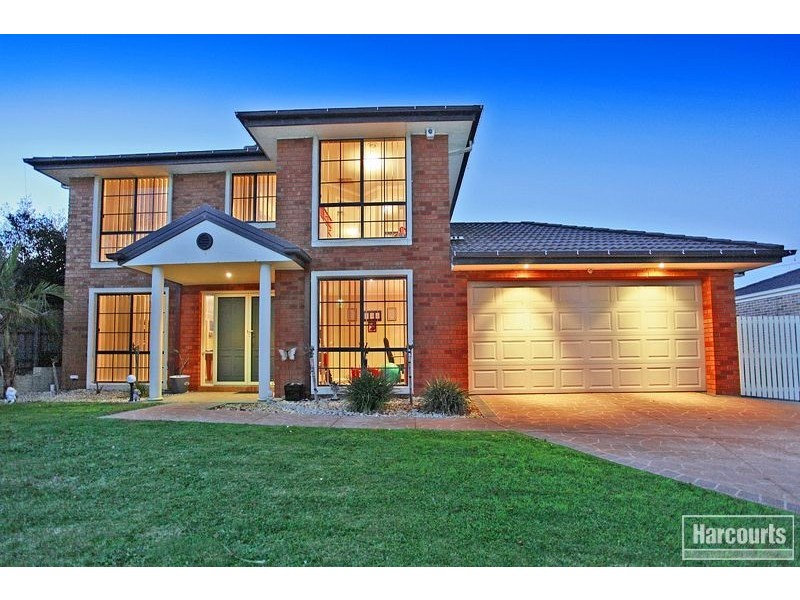 10 Overland Rise, Pakenham VIC 3810