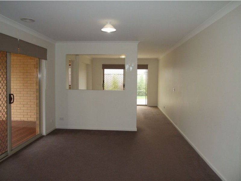 29 Syme Road, Pakenham VIC 3810