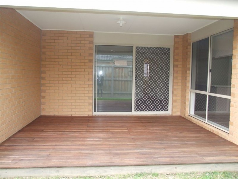 29 Syme Road, Pakenham VIC 3810