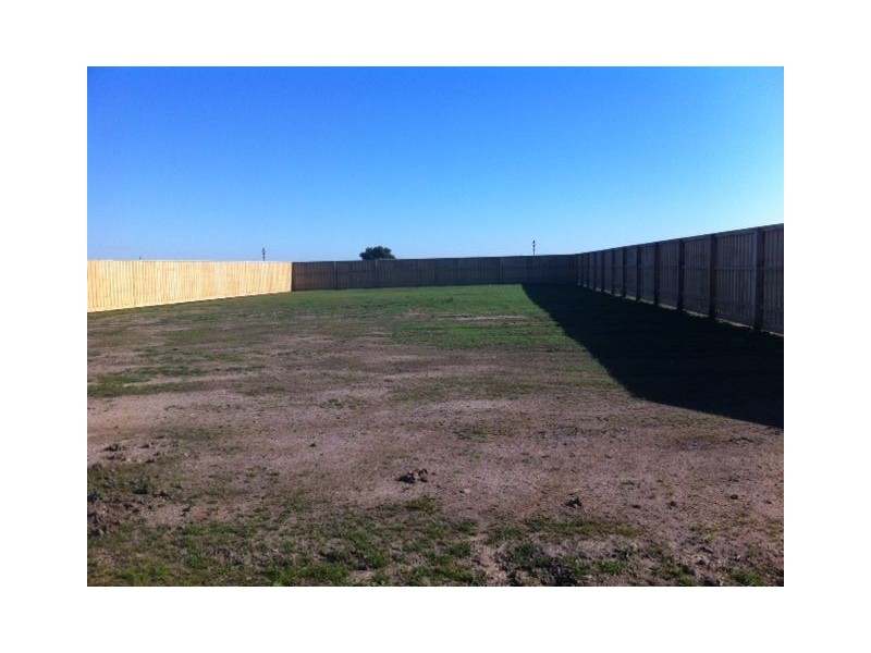 Lot 1056 Sundew Crescent, Pakenham VIC 3810