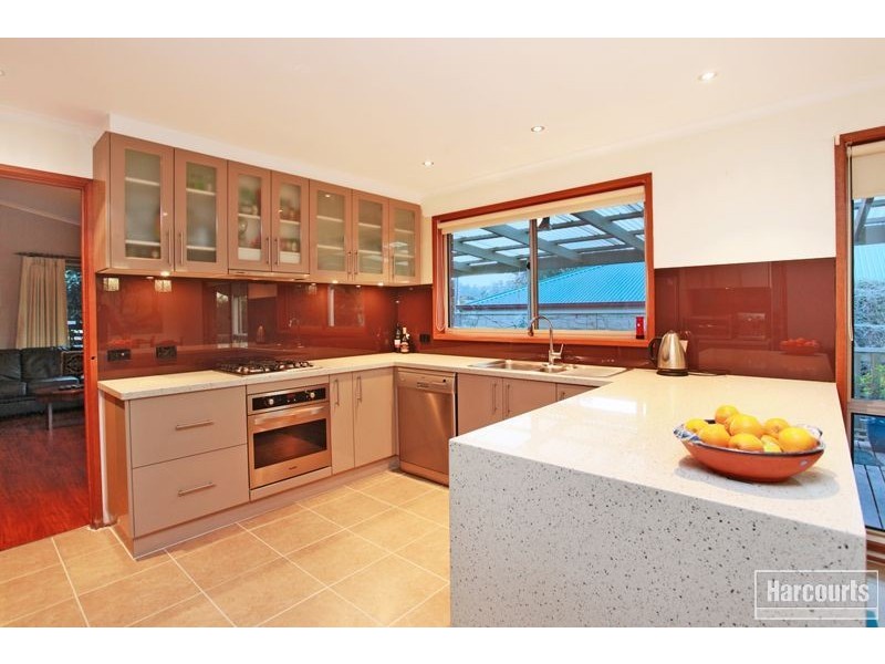 74 Gardenia Street, Pakenham VIC 3810