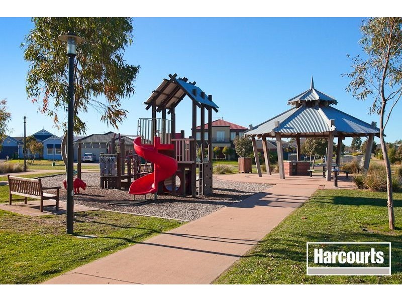 31 The Parkway, Pakenham VIC 3810