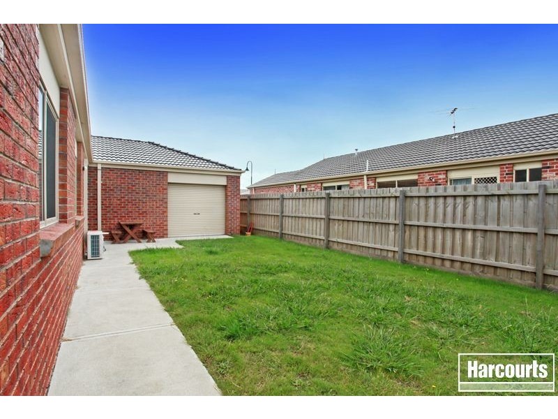 65 Red Gum Cct, Pakenham VIC 3810