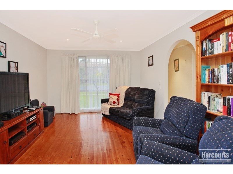 70 Eagle Drive, Pakenham VIC 3810