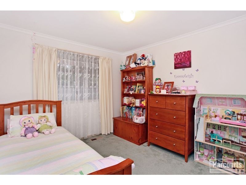 70 Eagle Drive, Pakenham VIC 3810