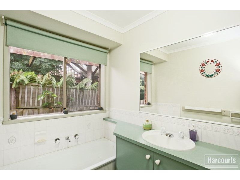 70 Eagle Drive, Pakenham VIC 3810