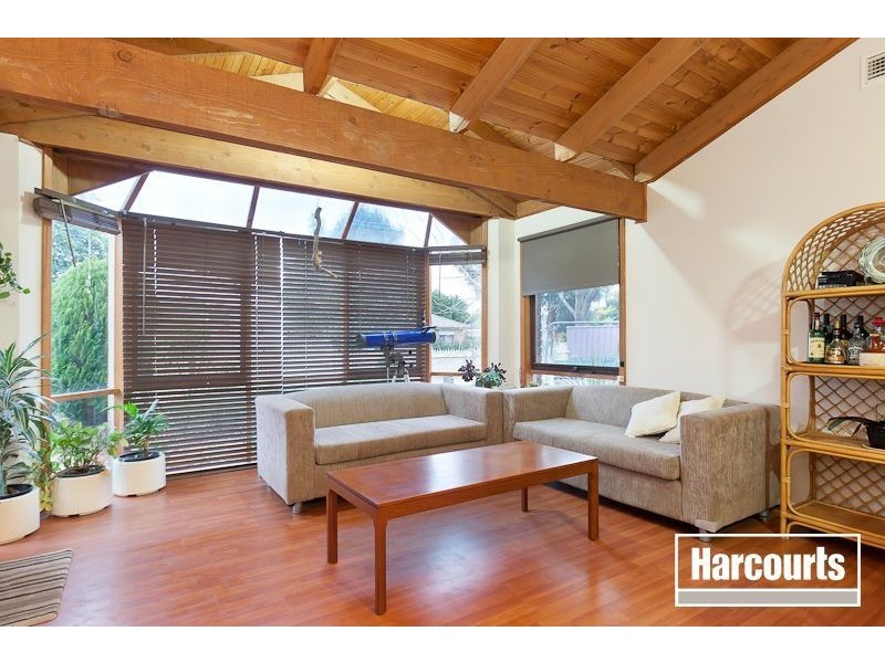 11 O’Shannessy Street, Pakenham VIC 3810