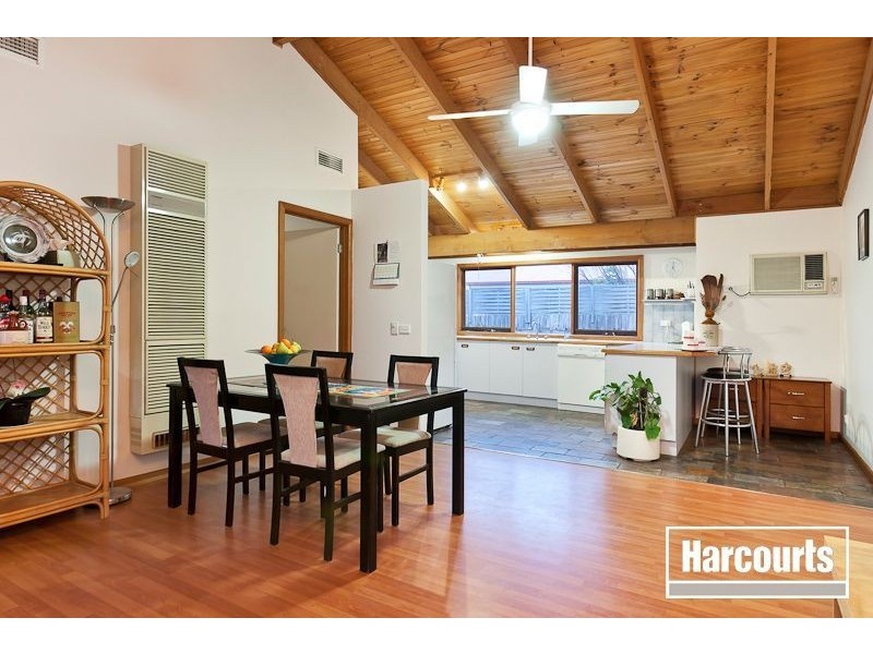 11 O’Shannessy Street, Pakenham VIC 3810