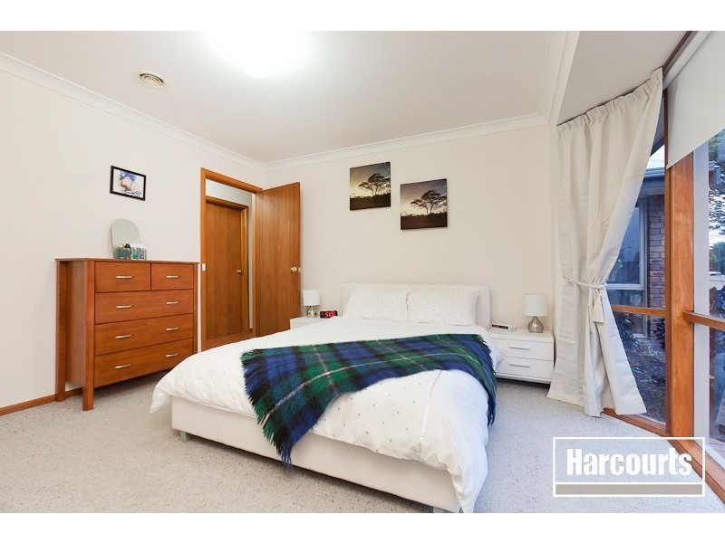 11 O’Shannessy Street, Pakenham VIC 3810