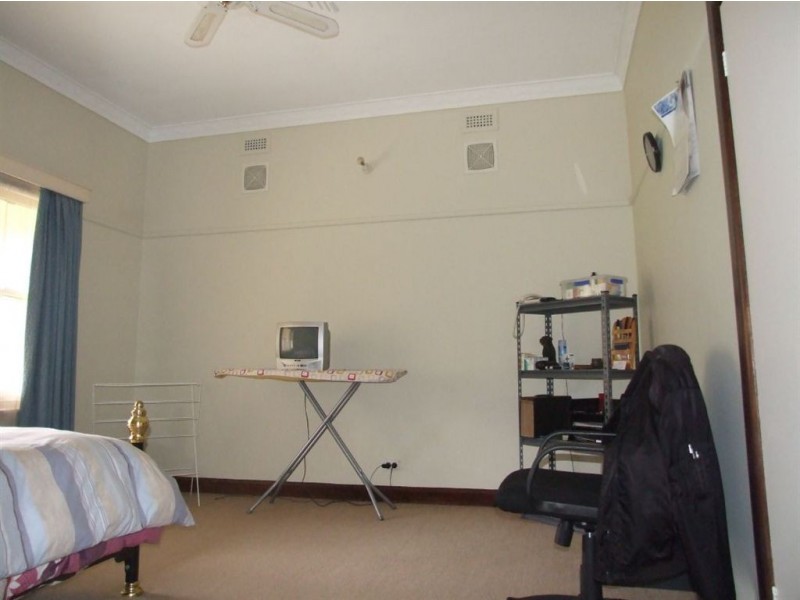 59 Princes Hwy, Pakenham VIC 3810