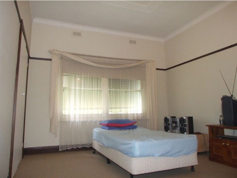 59 Princes Hwy, Pakenham VIC 3810